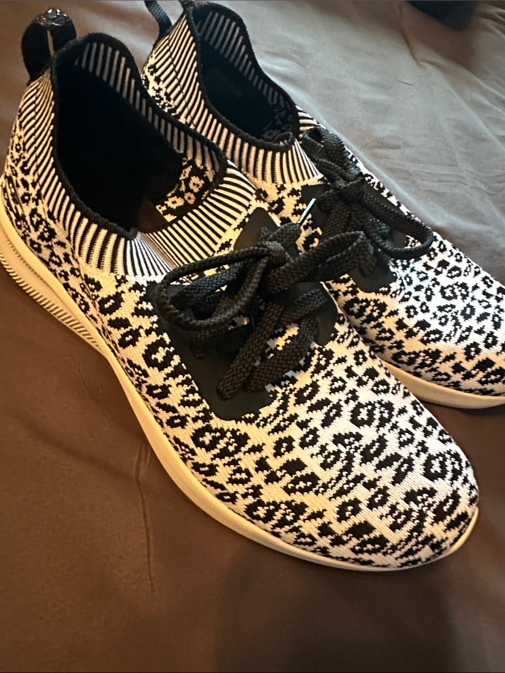 Skechers Memory Foam Black and White Animal Print Knit Slip-On Lace-Up Sneakers
